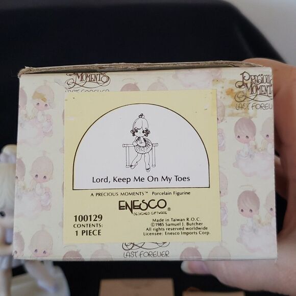 Vtg 1985 Precious Moments “Lord, Keep Me On My Toes” Porcelain Figurine #100129 - Picture 2 of 9